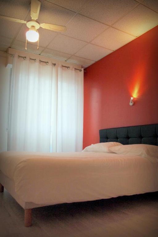Séné Hotel Le Rohu מראה חיצוני תמונה
