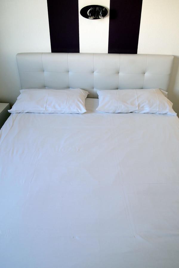 Séné Hotel Le Rohu מראה חיצוני תמונה